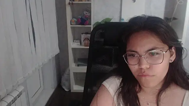 Snapshot of Anda_here chatting on June 25, 5:17 pm Anda here online show from June 25, 5:17 pm