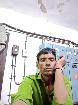 Hot-Parinda200 online show from May 13, 6:44 am