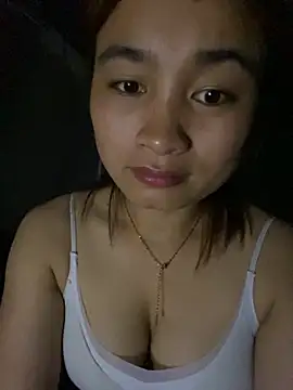 Snapshot of Cute-Sexyy chatting on May 7, 3:17 pm Cute-Sexyy online show from May 7, 3:17 pm