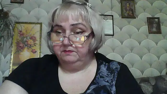 MarinaFarina53 online show from June 1, 7:32 am
