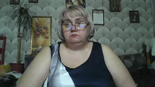MarinaFarina53 online show from June 2, 9:00 am