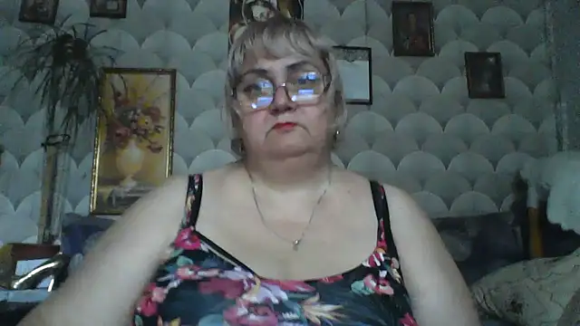 MarinaFarina53 online show from June 21, 9:45 am