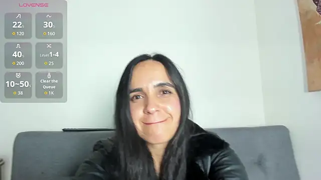 Lizeth White  online show from June 9, 7:36 pm