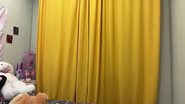 SleepyKristi online show from June 5, 4:13 pm