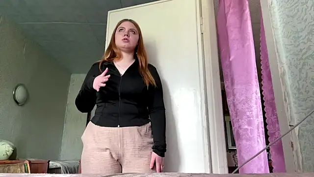 Violette Iguina online show from May 13, 8:34 am