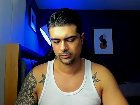 ZEI-001 online show from May 12, 1:36 am