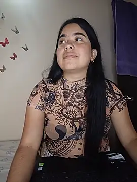 Snapshot of MiiaHott_W chatting on July 8, 2:32 pm MiiaHott W online show from July 8, 2:32 pm