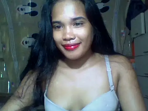 Snapshot of BigAssPinay19 chatting on May 12, 11:35 pm BigAssPinay19 online show from May 12, 11:35 pm