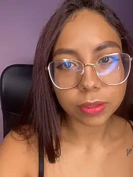 SaritaaHot online show from May 13, 4:54 am