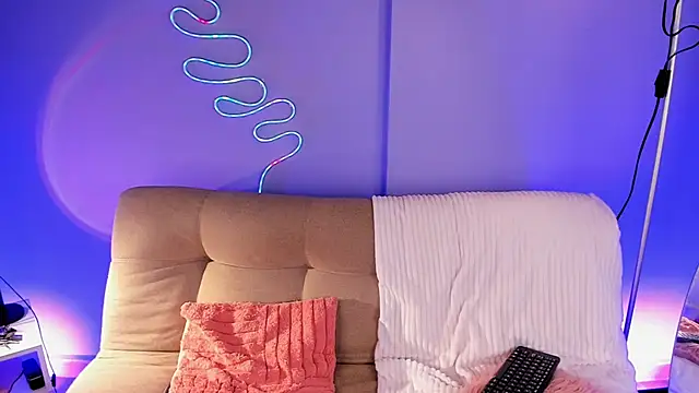 Lissazinclair online show from May 21, 8:49 pm