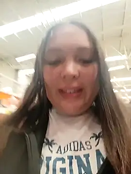 Alyssa 14 online show from May 23, 8:35 pm