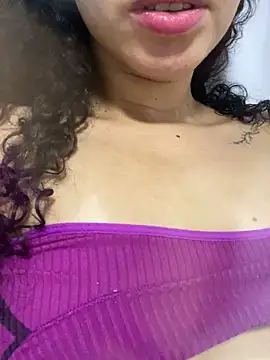 venuseyes25 online show from May 25, 12:16 am