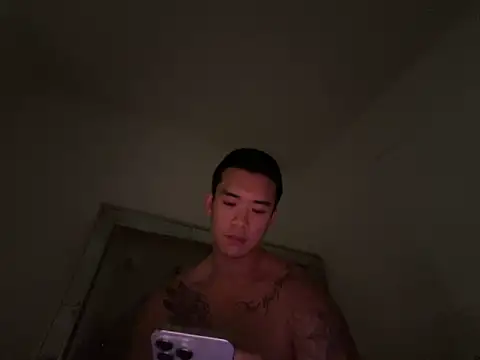 dlasian1998 online show from May 15, 3:35 am