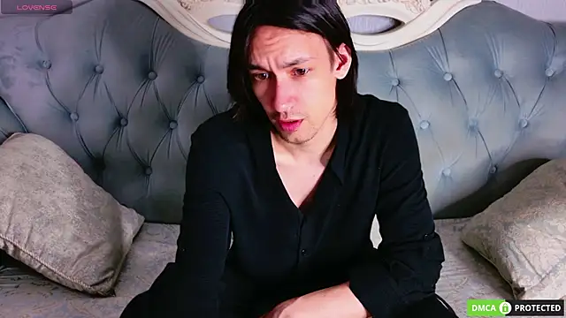 Snapshot of CalvinChapman chatting on June 22, 6:27 pm CalvinChapman online show from June 22, 6:27 pm