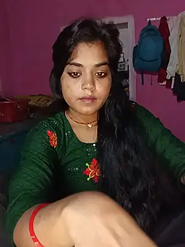Snapshot of Mahi_Love0143 chatting on August 5, 4:21 pm Mahi Love0143 online show from August 5, 4:21 pm