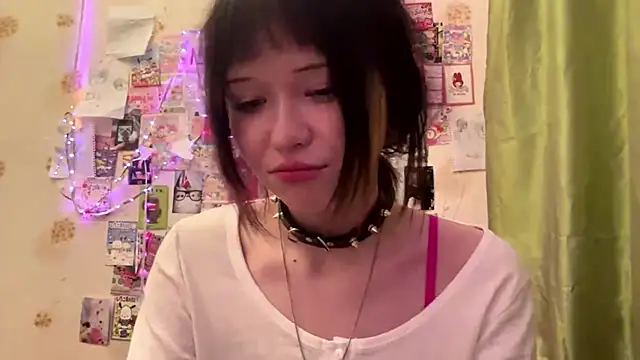 DonnetteLevels online show from May 12, 9:23 pm