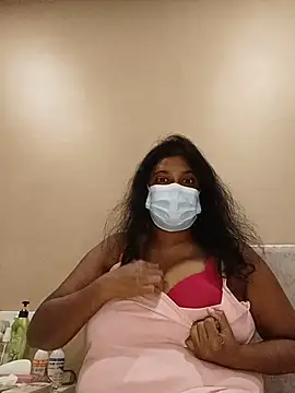 Xbees CT online show from June 15, 4:31 pm
