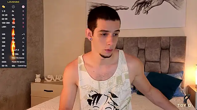 Snapshot of isaacblaze_ chatting on June 5, 3:35 am isaacblaze online show from June 5, 3:35 am