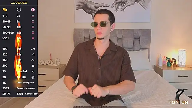 Snapshot of isaacblaze_ chatting on July 8, 3:55 am isaacblaze online show from July 8, 3:55 am