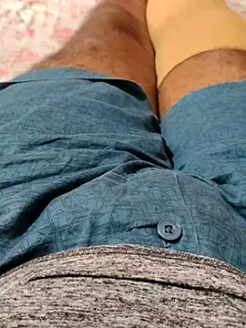 hot couple Bang online show from June 24, 11:31 am