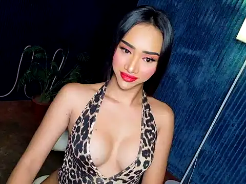 Snapshot of kylie_marie chatting on July 11, 5:37 pm kylie marie online show from July 11, 5:37 pm