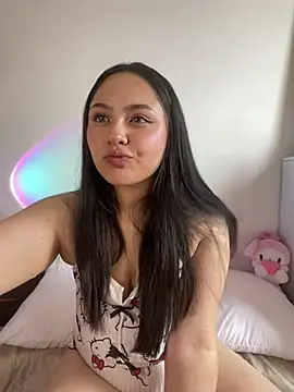 Siena kai online show from May 13, 4:26 pm