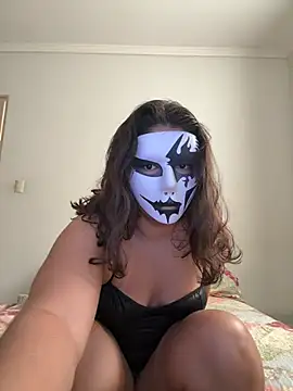 cherrybr01 online show from May 13, 4:04 pm