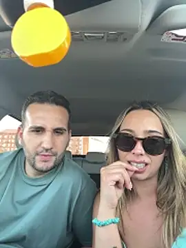 space couple online show from June 17, 5:03 pm