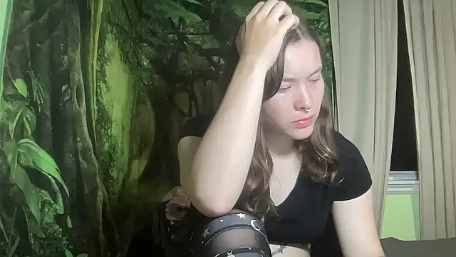 mo0ngoddess online show from October 4, 2:31 am