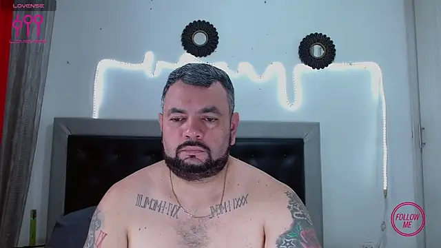 Snapshot of perverseveteranmanxxx chatting on September 13, 3:12 pm perverseveteranmanxxx online show from September 13, 3:12 pm