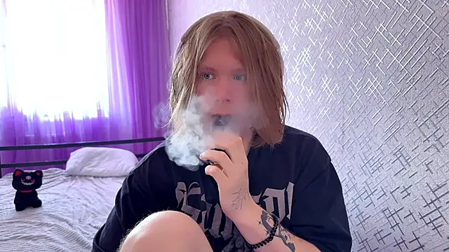 Snapshot of Hirtay chatting on June 18, 8:14 am Hirtay online show from June 18, 8:14 am