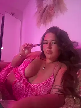 SofiagreenUK online show from May 12, 11:35 pm