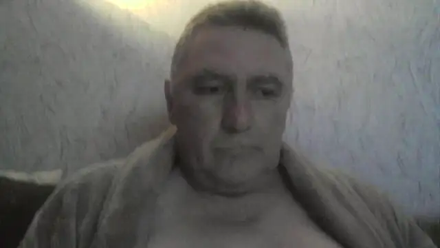 Snapshot of edje59a chatting on October 24, 12:08 am edje59a online show from October 24, 12:08 am