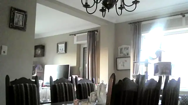 Snapshot of edje59a chatting on February 4, 7:25 am edje59a online show from February 4, 7:25 am
