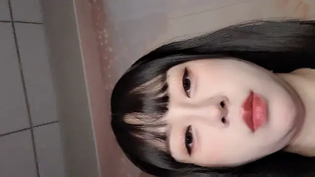 rose877 online show from May 20, 2:12 pm