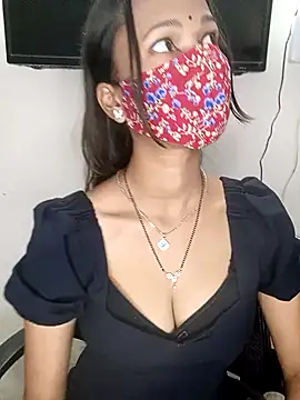 Snapshot of sexy_manvi25 chatting on May 24, 7:02 am sexy manvi25 online show from May 24, 7:02 am