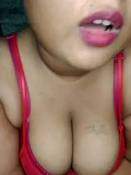 Rishwana77 online show from May 12, 3:42 pm