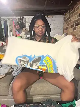 angelbby  online show from June 11, 3:10 pm