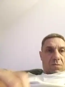 Snapshot of Futyclean chatting on May 20, 5:41 pm Futyclean online show from May 20, 5:41 pm