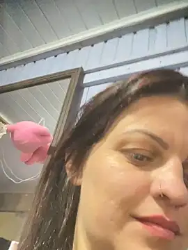 Snapshot of sweet_milenaa chatting on May 13, 5:21 pm sweet milenaa online show from May 13, 5:21 pm