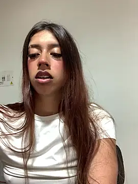 SarahFox- online show from May 21, 8:38 pm