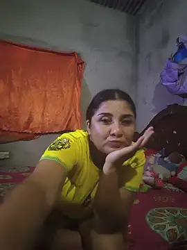 noemy-25 online show from June 16, 4:04 am