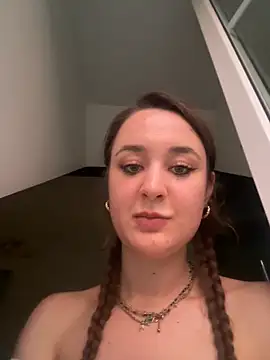 ZaylaDreams online show from June 19, 7:28 pm