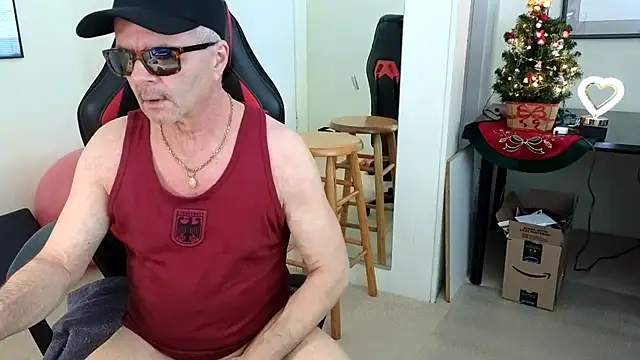 hotdadbod online show from December 11, 9:23 pm