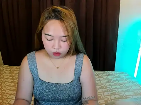 Anne licous online show from May 30, 2:41 am