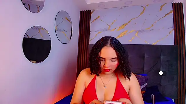 Snapshot of Sol__Latina chatting on July 2, 4:07 am Sol Latina online show from July 2, 4:07 am