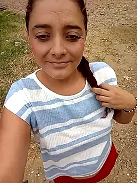 colombianpaisahot online show from May 13, 1:52 pm