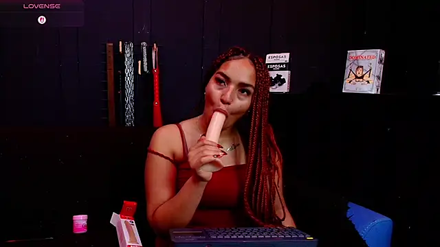Briana pratt online show from May 29, 11:30 am