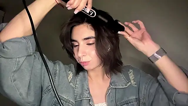 JessiaRuezga online show from May 17, 12:56 pm