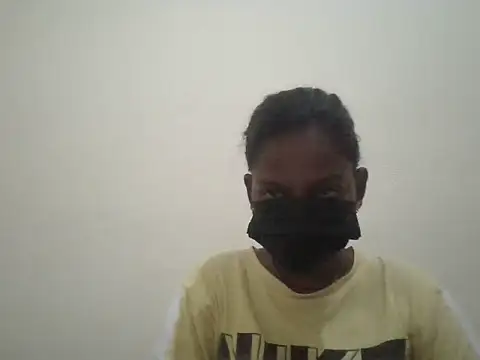Snapshot of hot_shivani13 chatting on August 4, 8:50 am hot shivani13 online show from August 4, 8:50 am